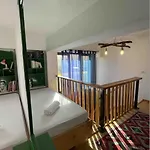 Casa Shprese - Wooden アパート