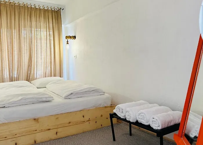 Casa Shprese - Wooden