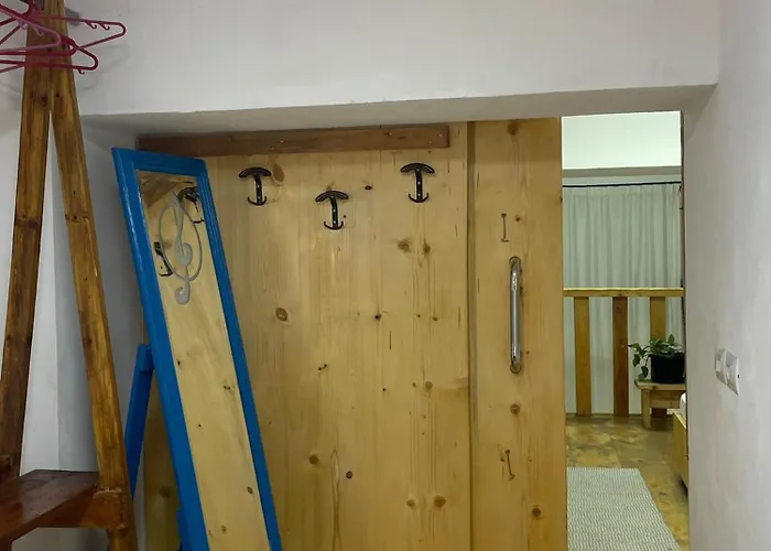 Casa Shprese - Wooden Tirana